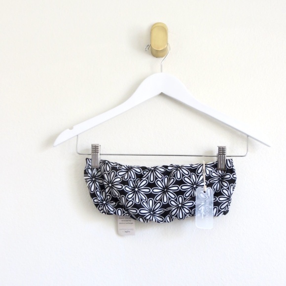NEW! Kenny Flowers THE Pedregal Bandeau Bikini Top Floral Black SZ S, M - Picture 10 of 14